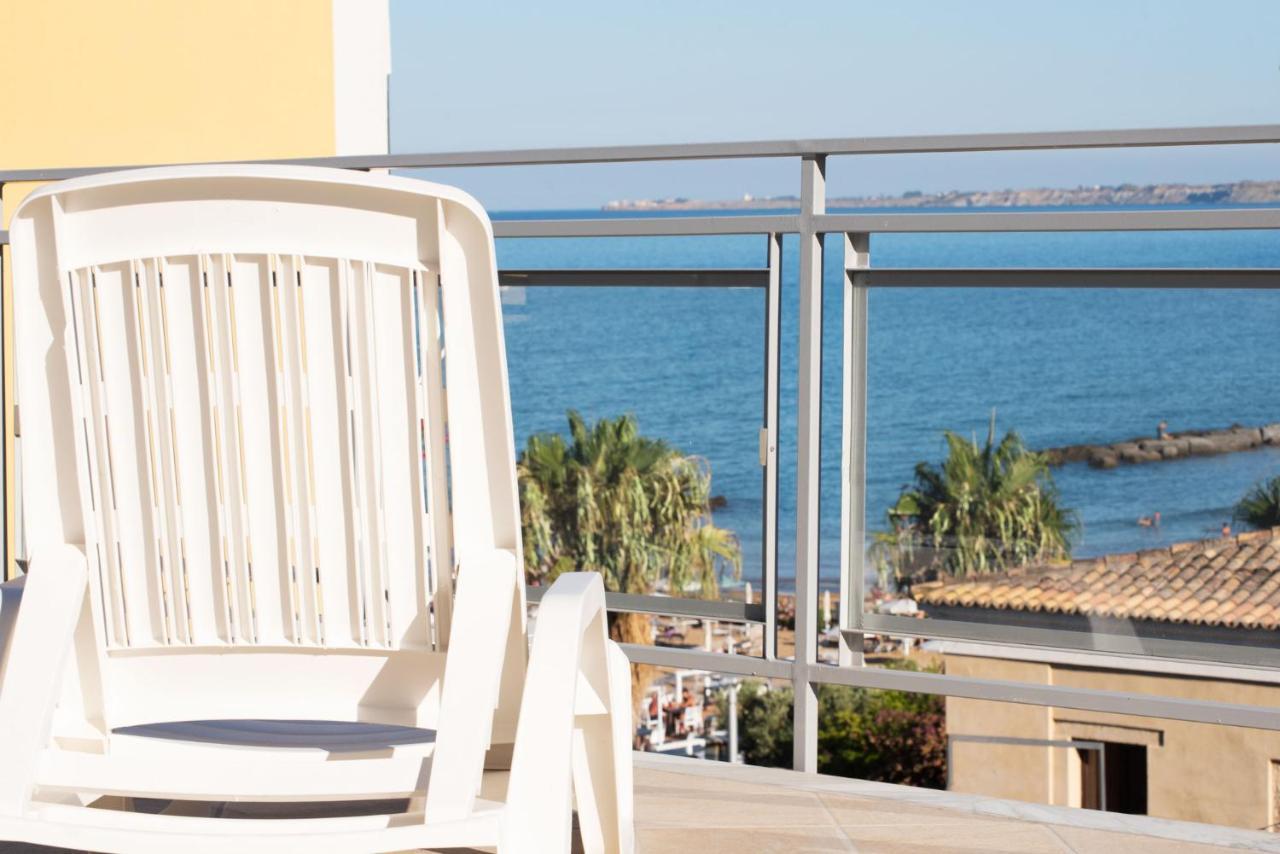 Palazzotto 902 Bed and Breakfast Crotone Exteriör bild